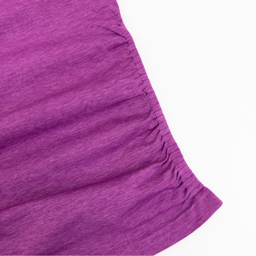 Lululemon . In The Flow Tank - Picture 3 of 8